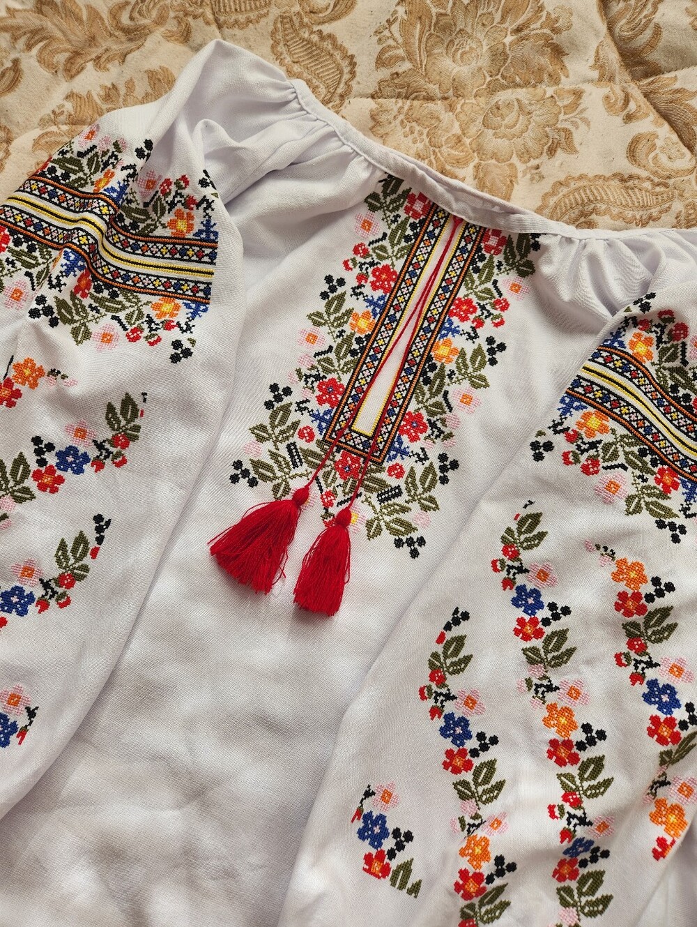 Ukrainian Embroidered Shirt Vyshyvanka Size XL